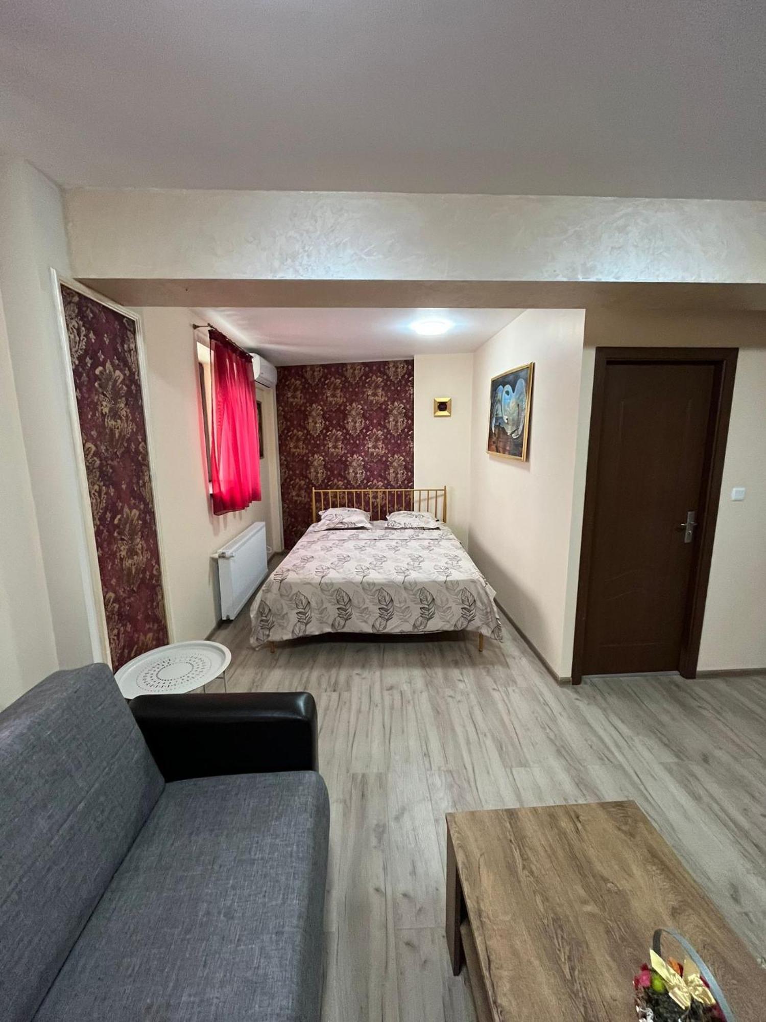 Solaria Apartment Galac Kültér fotó